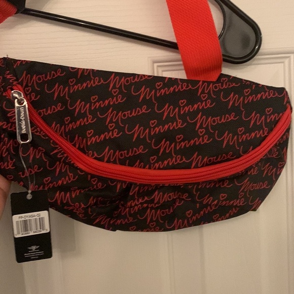 Disney Minnie Fannypack - Picture 1 of 5